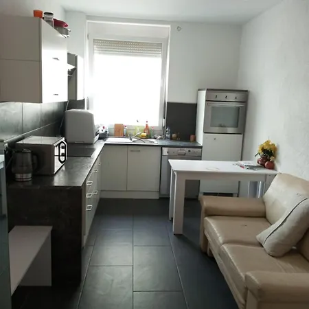 Betty Zimmer In Zentrum Homestay Heilbronn